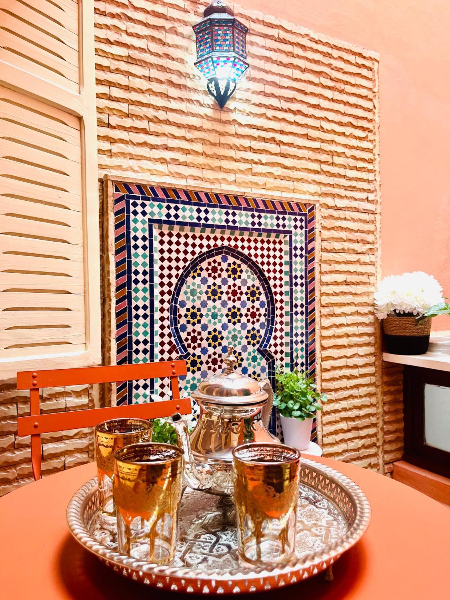 Apartment With Ac, Patio And Rooftop Appartement Climatise Avec Patio Et Toit Terrasse Marrakesh Ngoại thất bức ảnh
