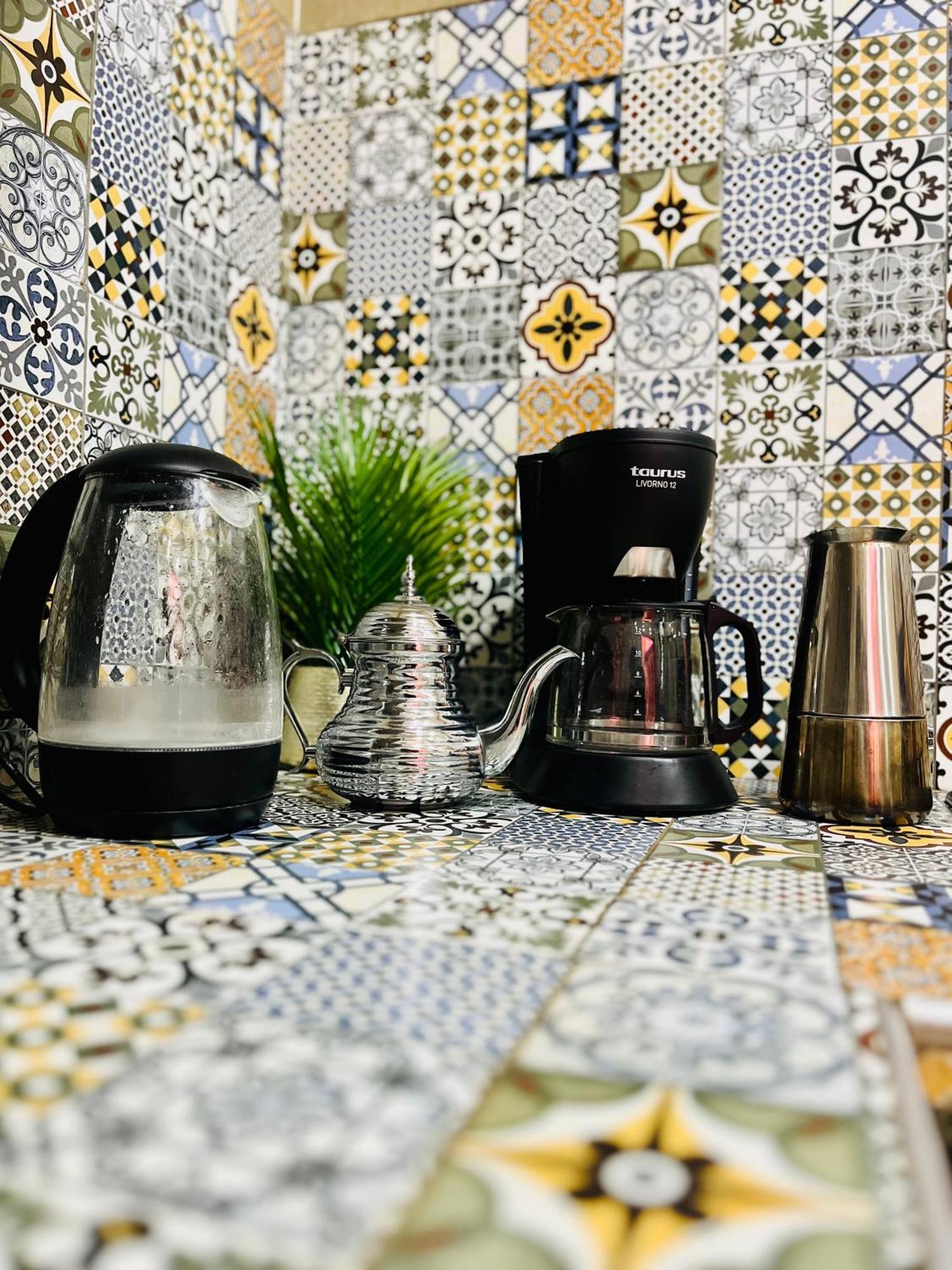 Apartment With Ac, Patio And Rooftop Appartement Climatise Avec Patio Et Toit Terrasse Marrakesh Ngoại thất bức ảnh